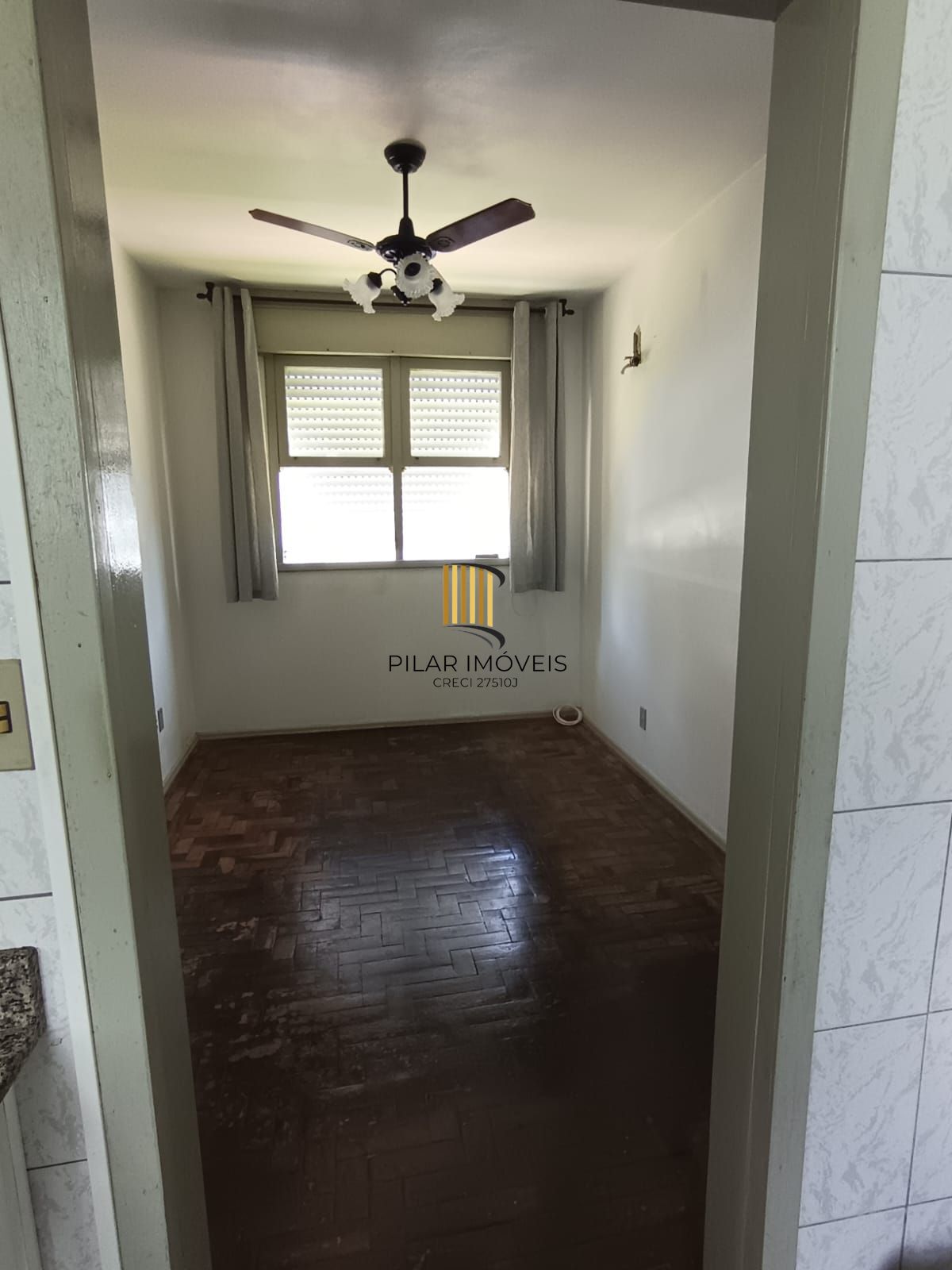 Apartamento 2 dormitórios, vaga rotativa, bairro Camaquã, Porto Alegre/RS