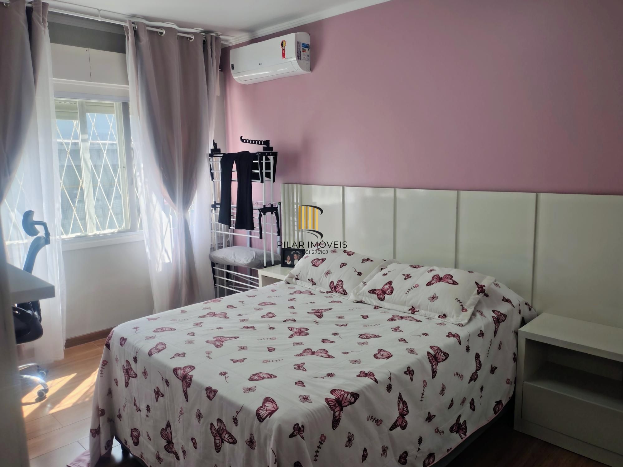 Apartamento térreo com 62m², 2 quartos, vaga coberta, Cavalhada, Porto Alegre/RS