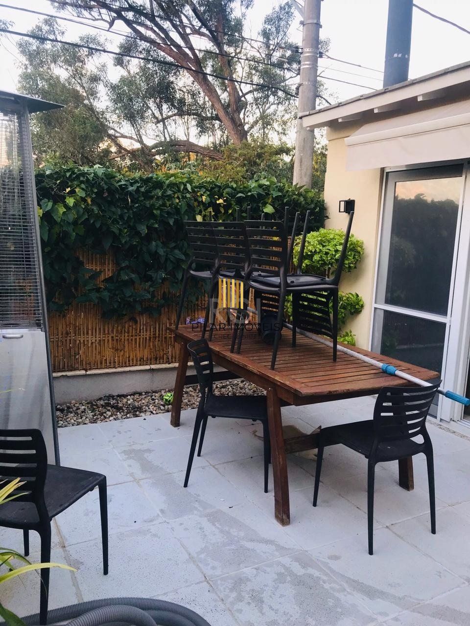 Casa Condominio para Venda - 209.56m², 4 dormitórios, sendo 2 suites, 2 vagas - Teresópolis, Porto Alegre