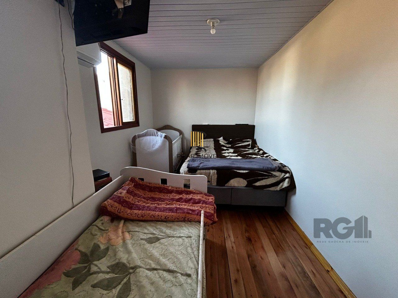 Casa para Venda - 120m², 5 dormitórios, 2 vagas - Hípica, Porto Alegre