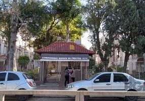 Apartamento de 2 dormitórios  quarto andar no bairro jardim Itu Sabará