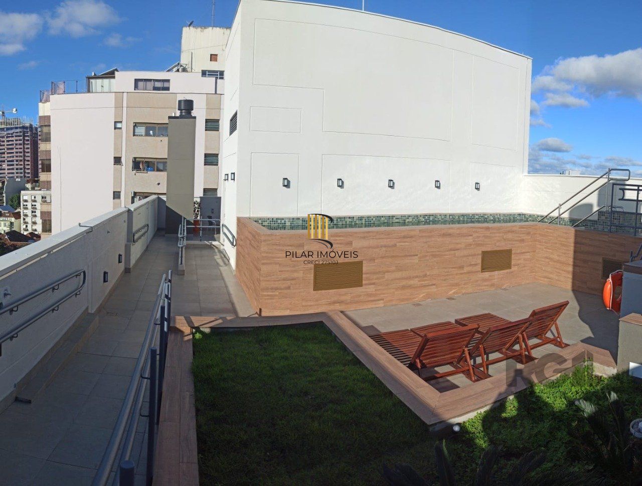 Grande OPORTUNIDADE!! Lindo Apartamento, com amplo Garden privado!!! Sua localização privilegiada, é com certeza um diferencial de destaque deste imóvel