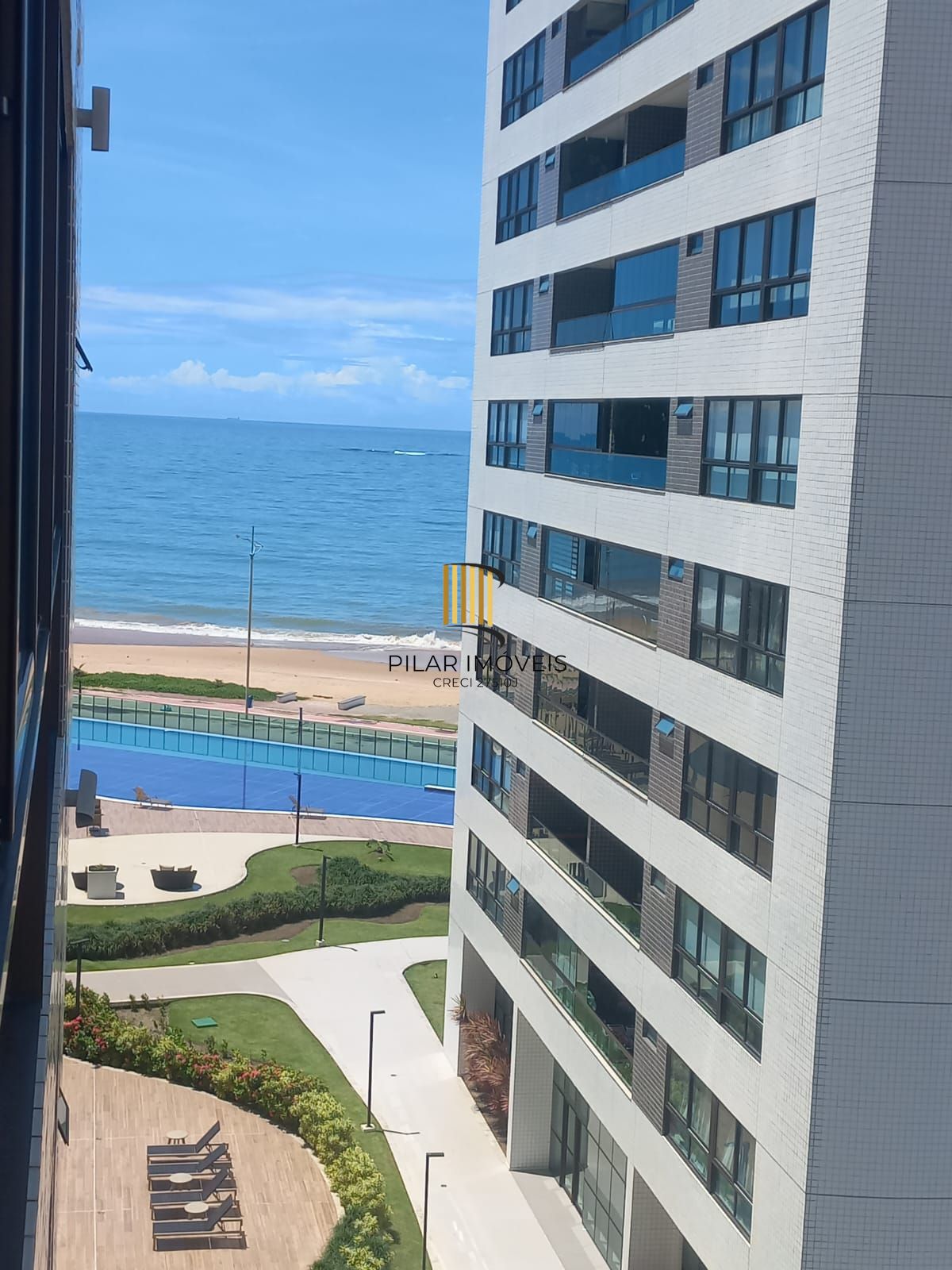 Apartamento 3 quartos, 3 suítes, 2 vagas, frente mar em Jacarecica, Maceió - Alagoas