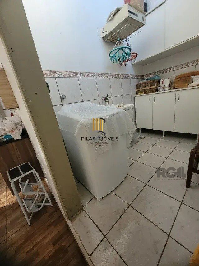 Casa 3 dormitórios no bairro COHAB