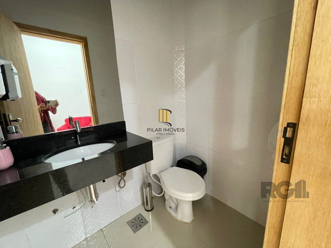 Prédio comercial 225m², com 5 lojas individuais, pé direito alto - ótima localização na Vila Conceição.