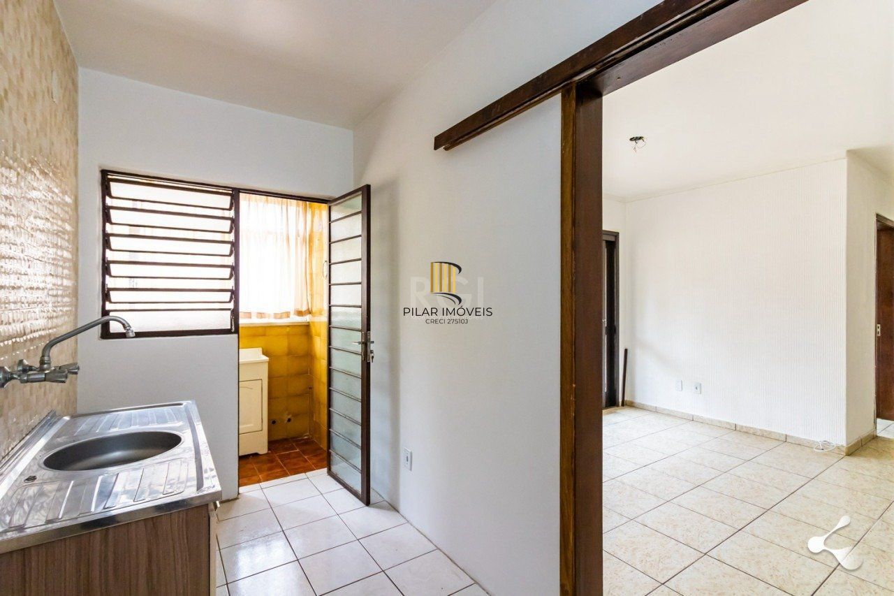 Apartamento 02 dormitórios No Bairro Tristeza em Porto Alegre/RS