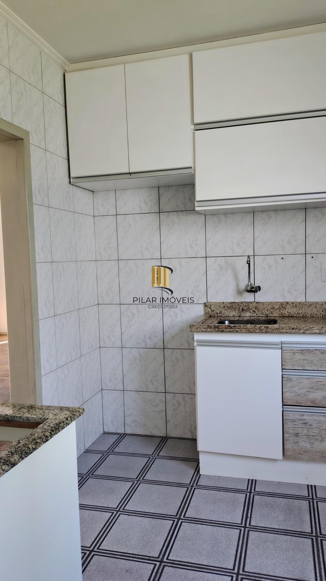 Apartamento 2 dormitórios, vaga rotativa, bairro Camaquã, Porto Alegre/RS