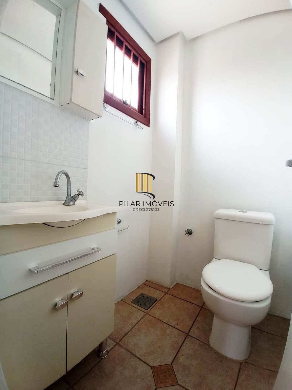 Casa em condomínio, 2 quartos, 1 vaga, bairro, 104m² Camaquã Porto Alegre