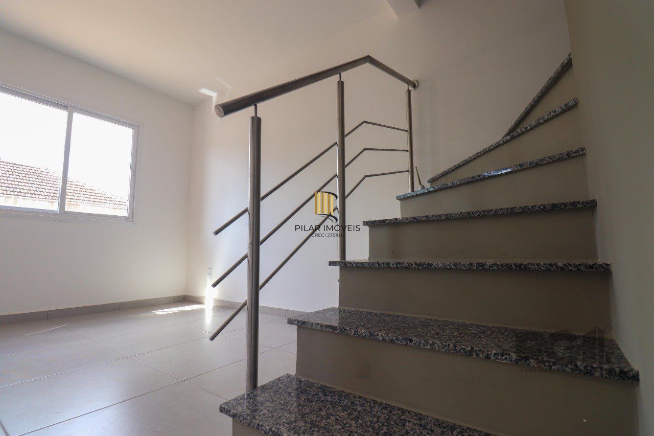 Casa de Condomínio 2 dormitórios no bairro Vila Nova
