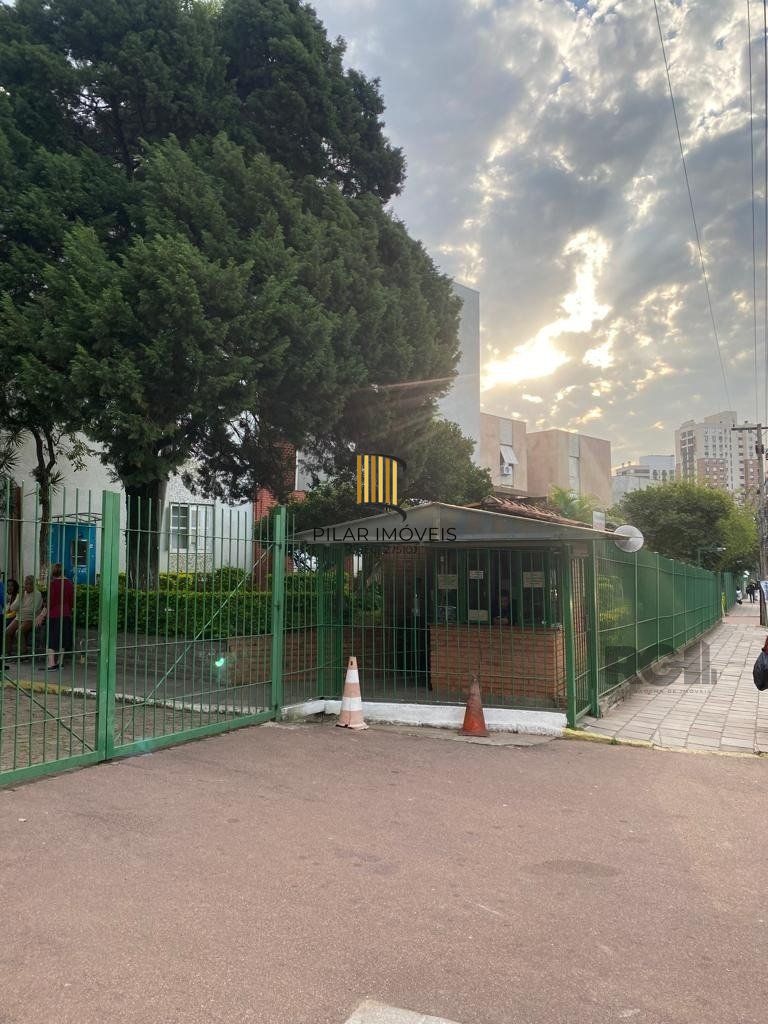 Apartamento com 2 quartos, 1 vaga de garagem, no bairro Medianeira, Porto Alegre/RS