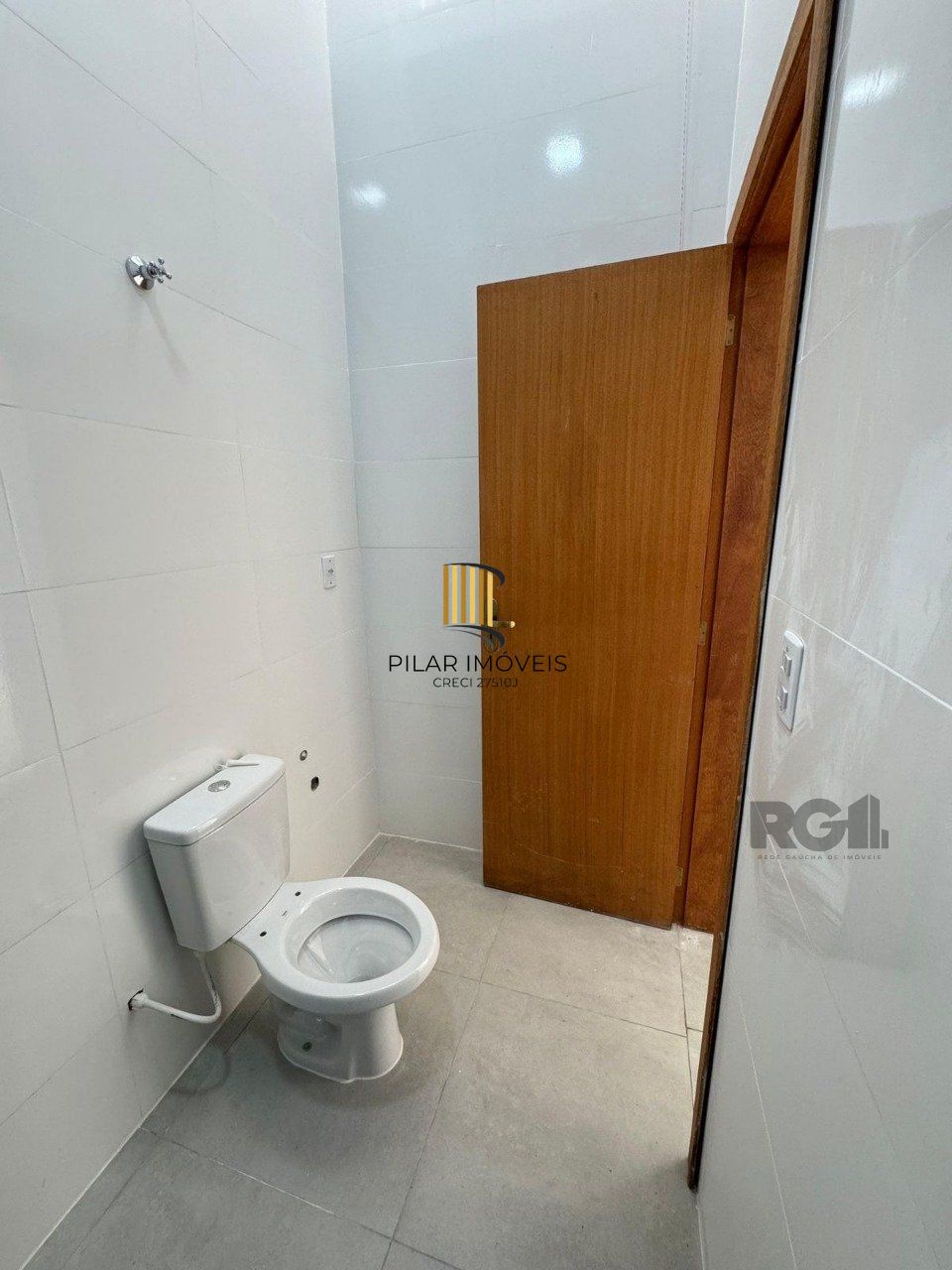 Casa geminada, 2 quartos a venda no Bairro Olaria Canoas.