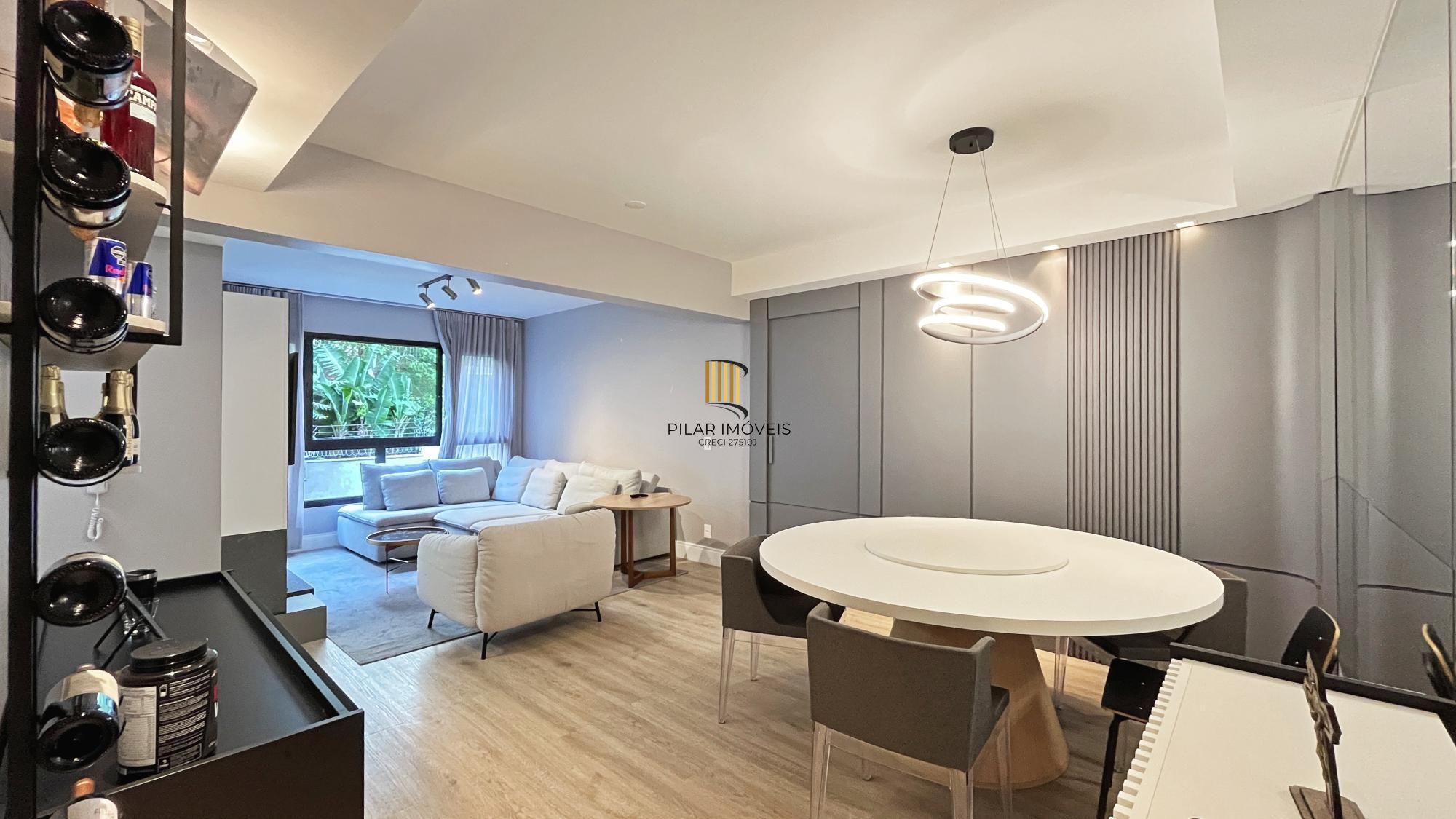 LINDO APARTAMENTO 3 DORMITÓRIOS NO MENINO DEUS