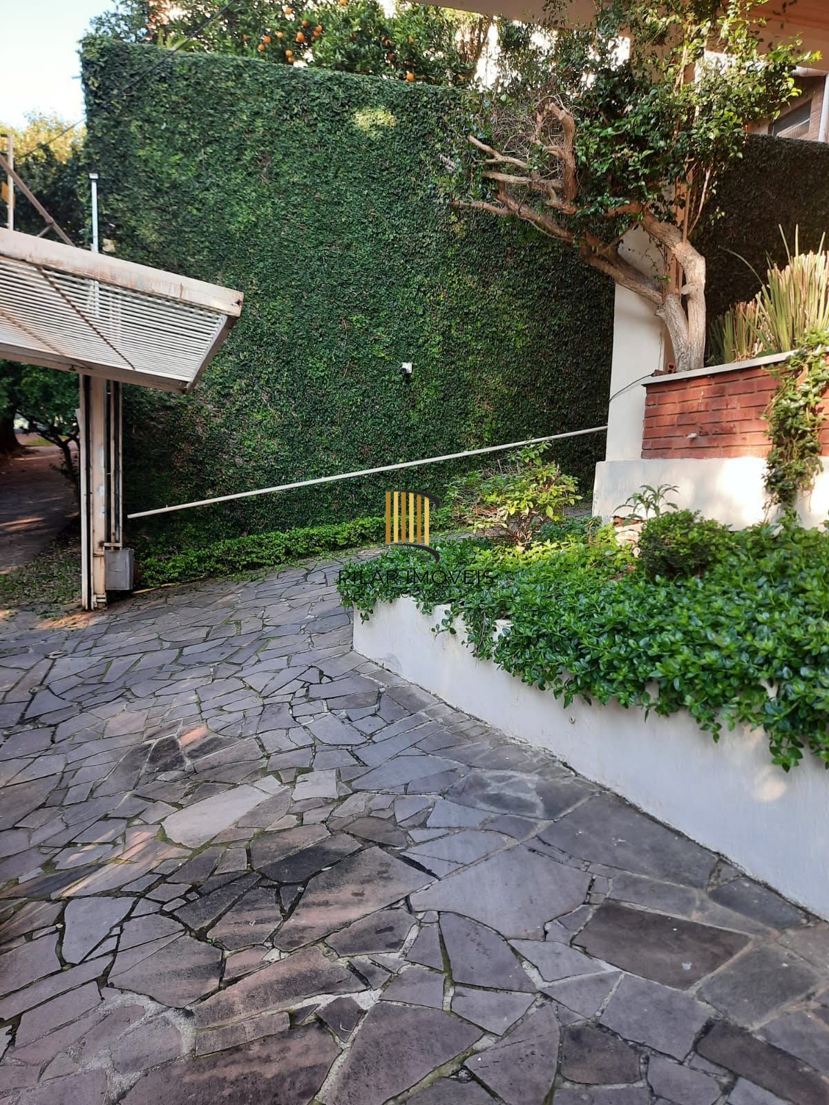 Apartamento de 1 dormitório e 1 vaga de garagem sem elevador !