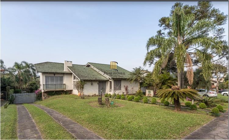 Casa de Condomínio 3 dormitórios no bairro Cavalhada