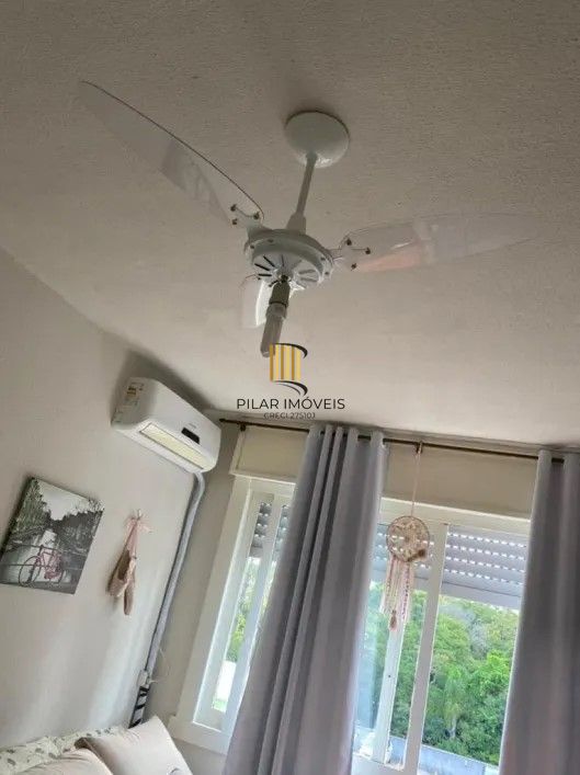 Apartamento com 02 quartos no Bairro Morro Santana
