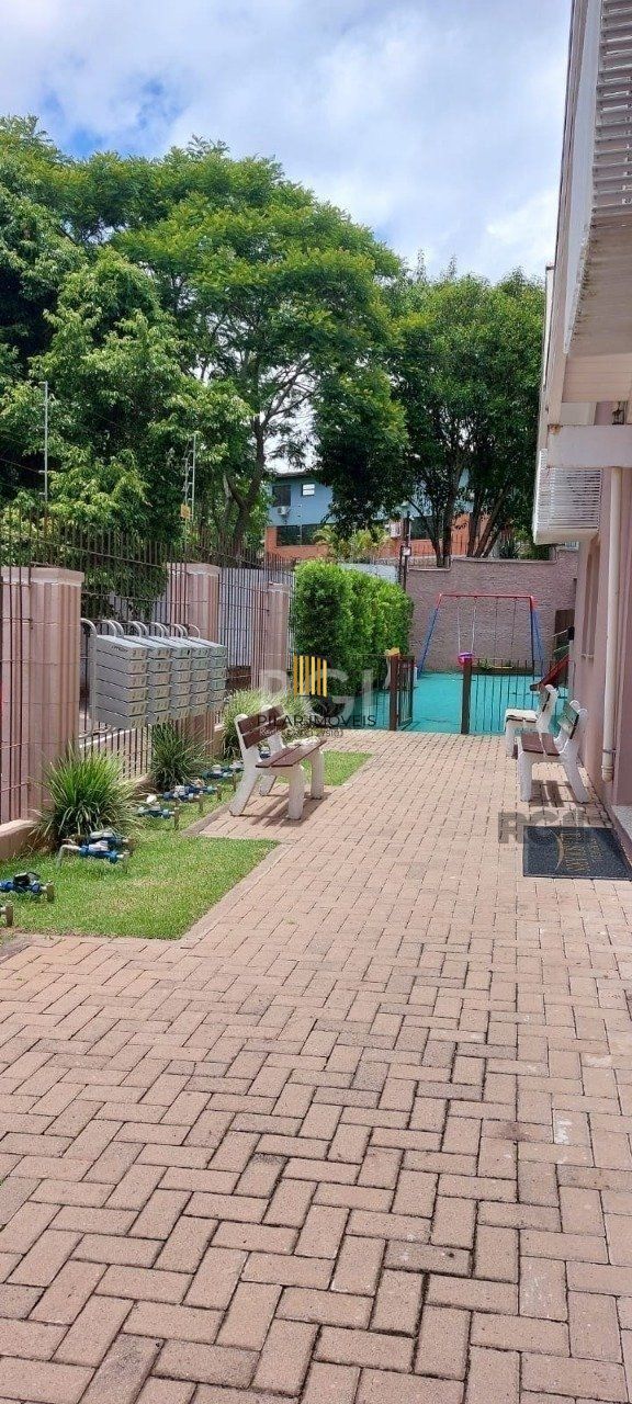 Casa de Condomínio 2 dormitórios no bairro Vila Nova