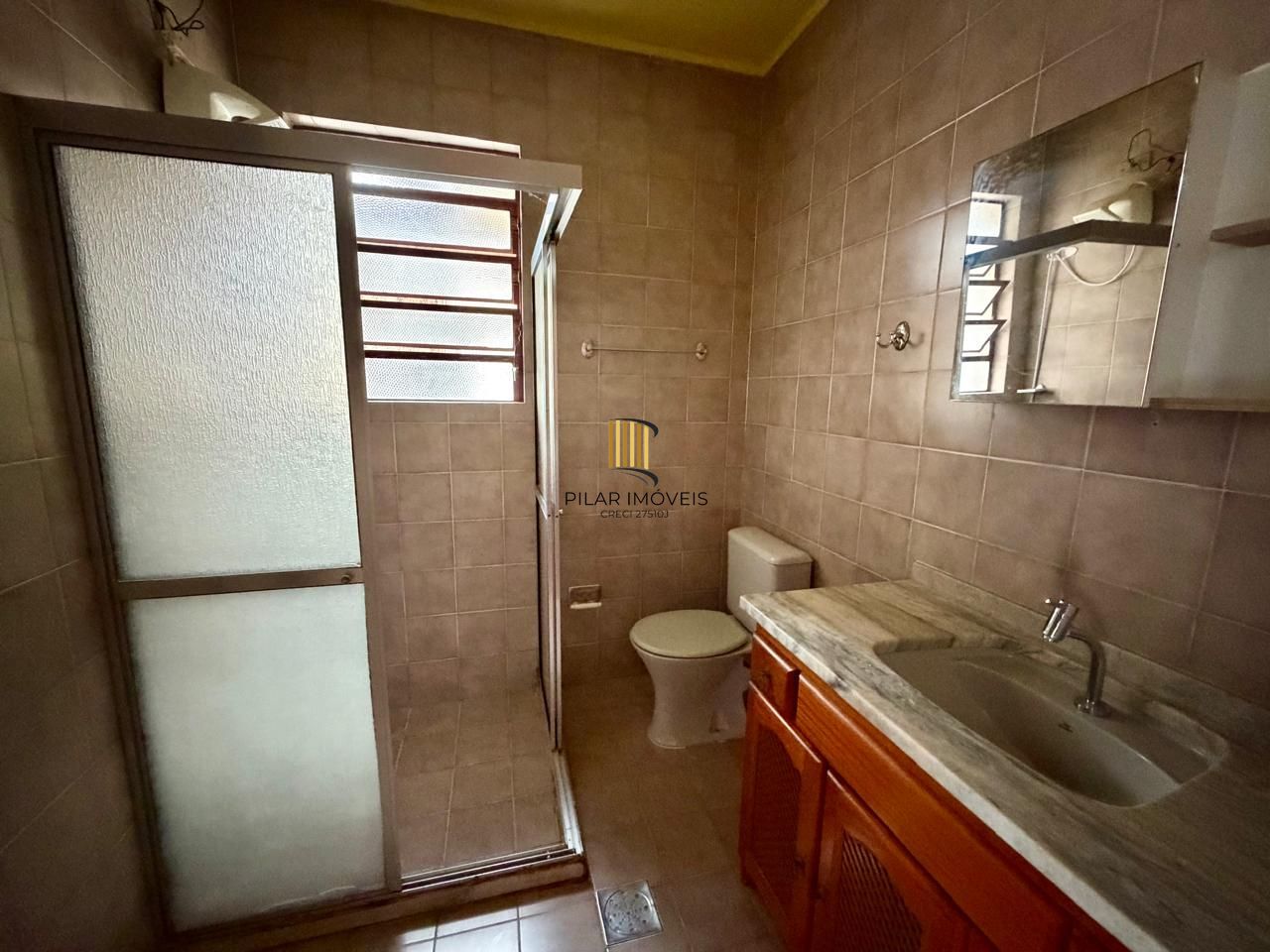 Apartamento 2 dormitórios sacada com 90m2 no centro histórico.