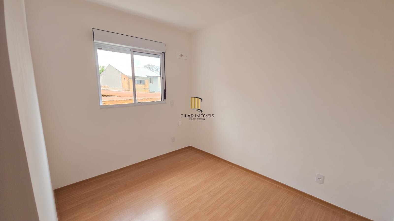 Apartamento de 2 dormitórios com 1 vaga de garagem , nunca habitado !