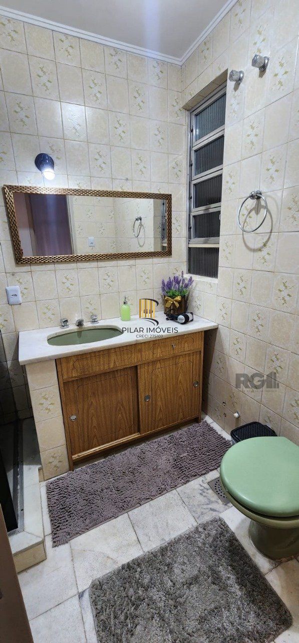 MEGA APARTAMENTO DE 169M² ,  COM SACADA, 3 DORMITÓRIOS, NO CENTRO DE PORTO ALEGRE -RS