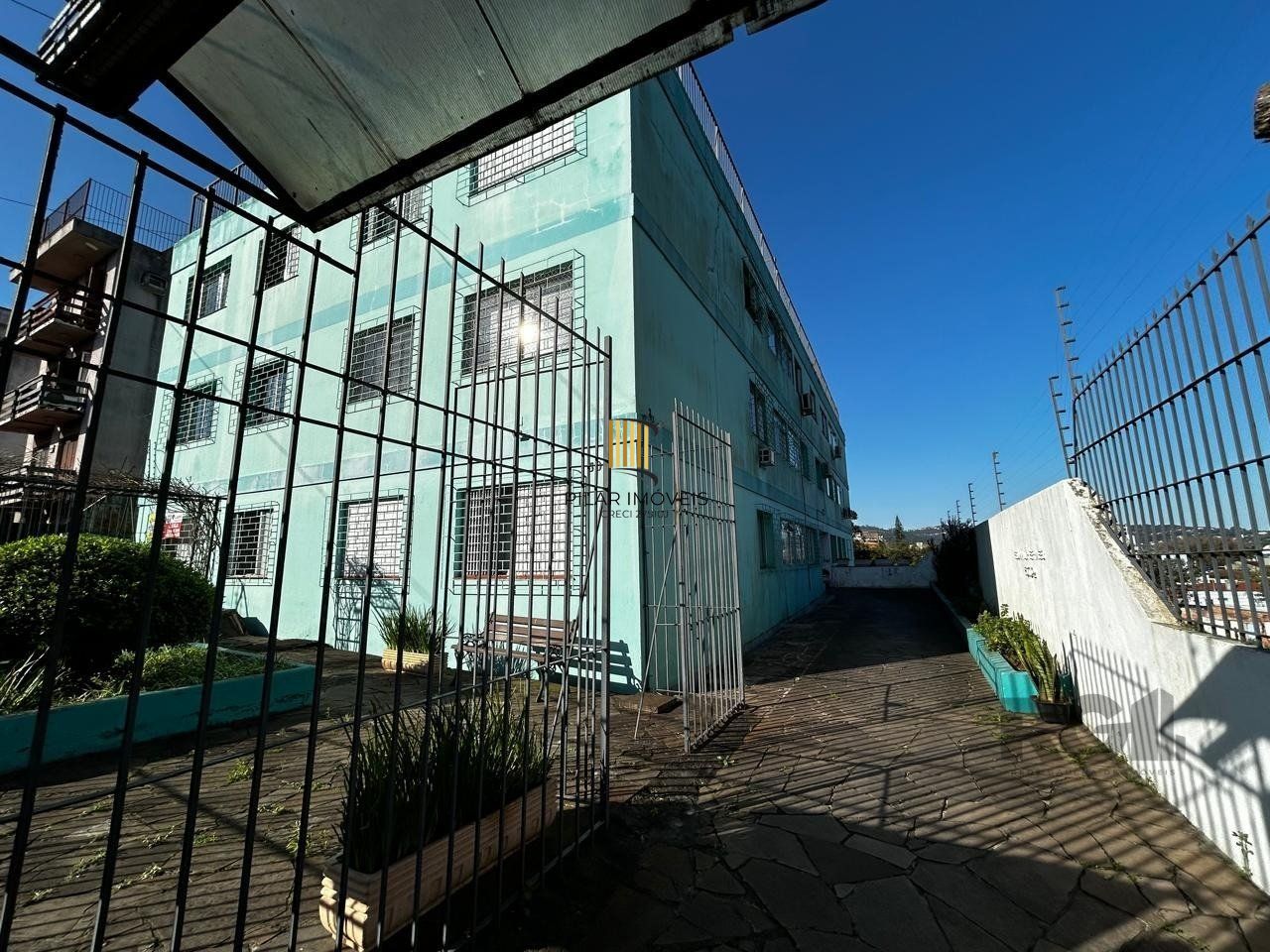 APARTAMENTO JK COM 1 QUARTO E GARAGEM COBERTA NO BAIRRO CAMAQUA PRÓXIMO À OTTO NIEMEYER