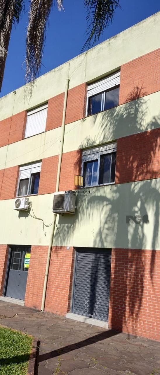Apartamento com 2 quartos, vaga de garagem, lavabo, no bairro Cristal, Porto Alegre/RS