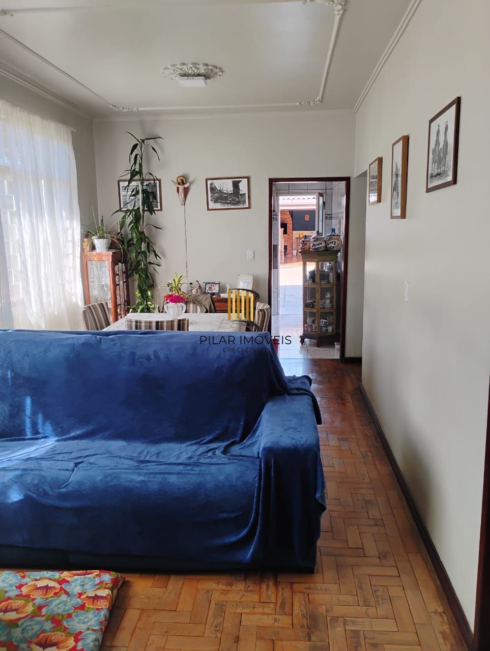 casa térrea 3 dormitórios com 2 vagas cobertas e demais descobertas no bairro cristal