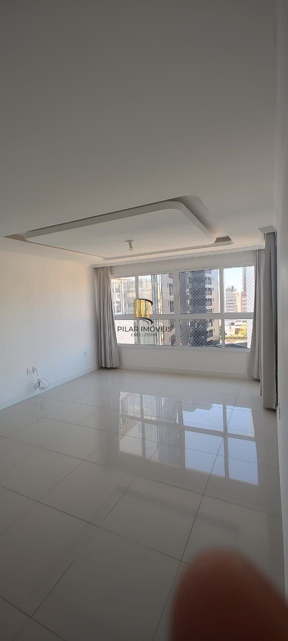 Apartamento com 03 Quartos e 02 vagas em Torres (01 suíte)