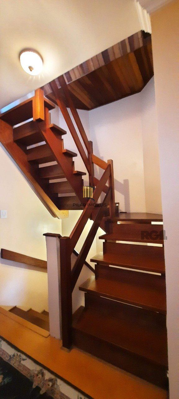 Casa Condominio para Venda - 129.58m², 3 dormitórios, sendo 1 suites, 3 vagas - Cavalhada
