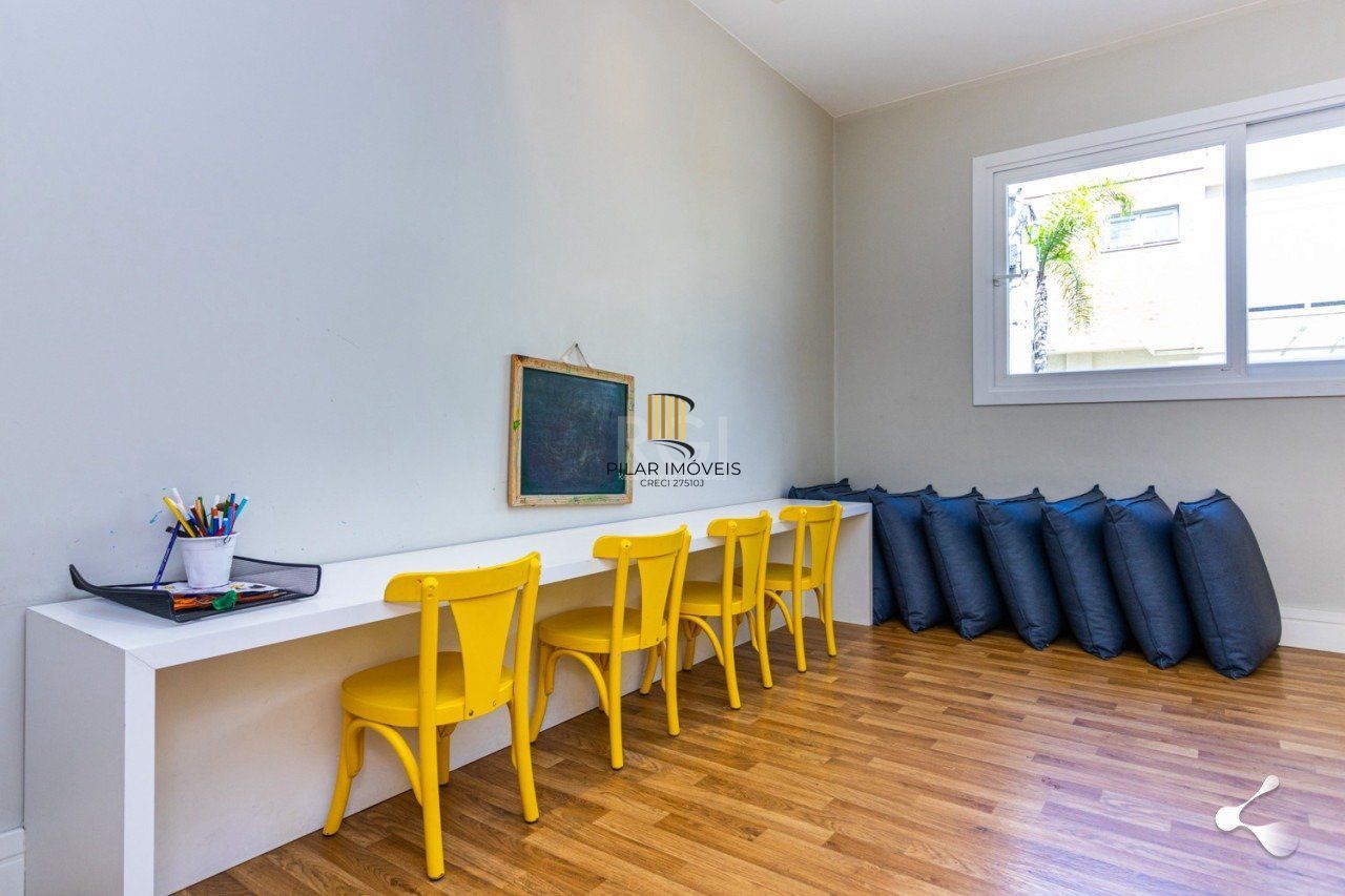 Casa Condominio para Venda - 142,39m², 3 dormitórios, sendo 1 suites, 2 vagas - Vila Nova, Porto Alegre