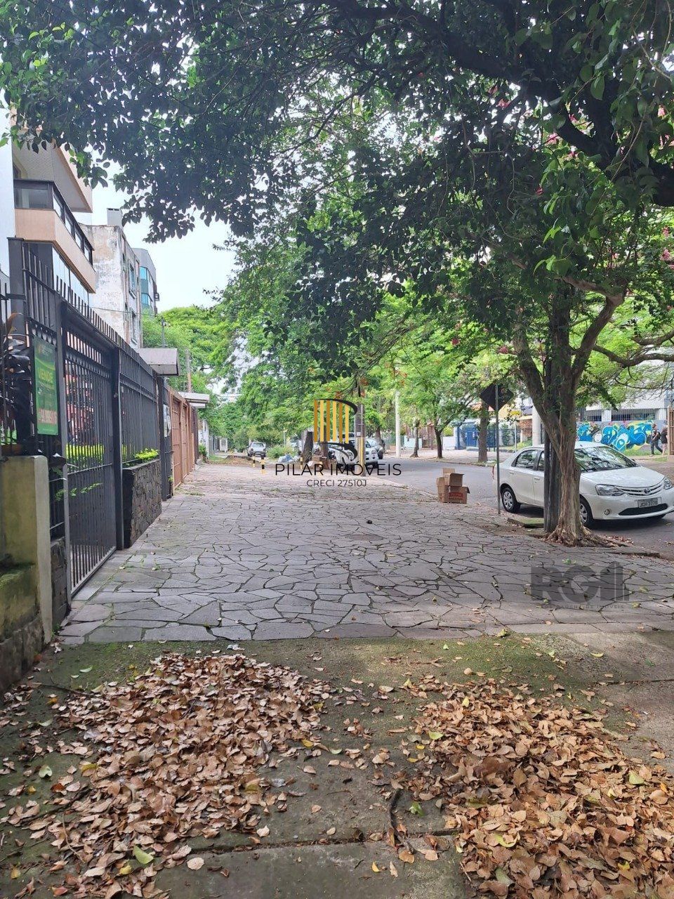 Casa 5 dormitórios no bairro Petrópolis - Pilar Imóveis