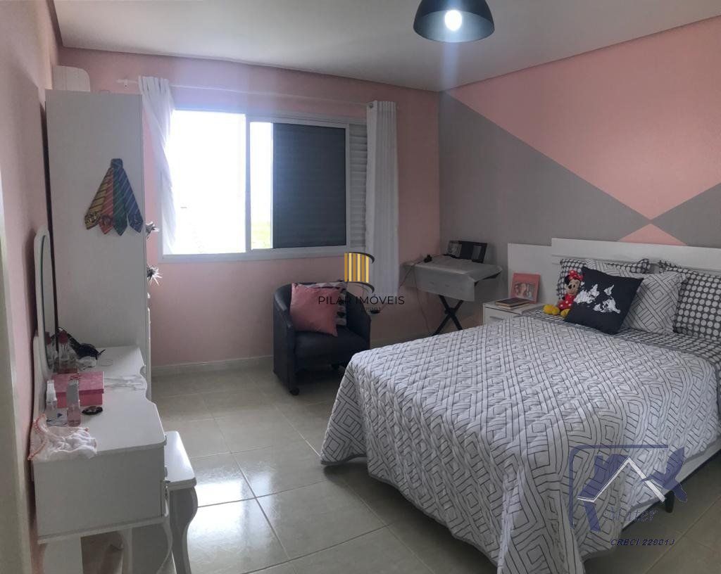 Casa para Venda - 0m², 5 dormitórios, sendo 2 suites, 2 vagas - Village