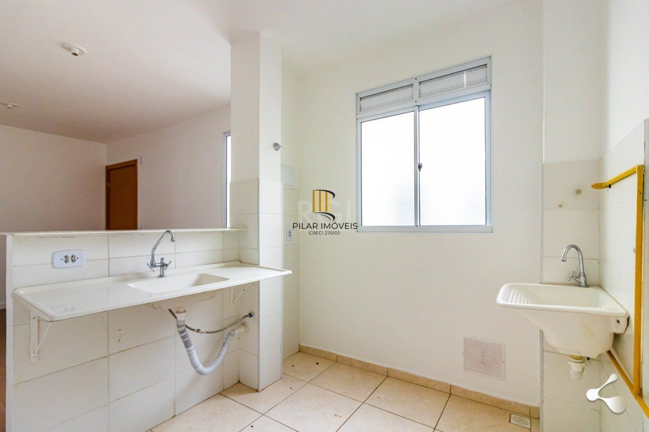 Apartamento com 2 quartos, 1 vaga de garagem, no bairro Vila Nova, Porto Alegre/RS 