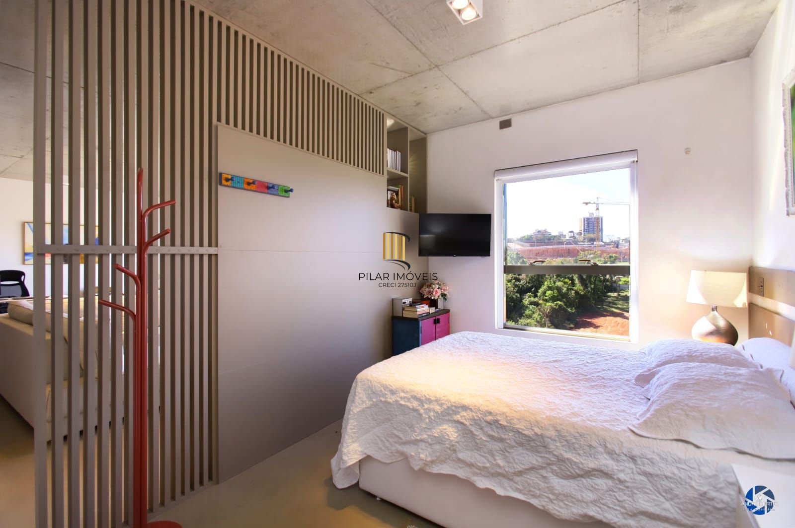 Apartamento de 02 quartos, , 01 vaga, 01 suítes, Área de serviço em Porto Alegre/RS