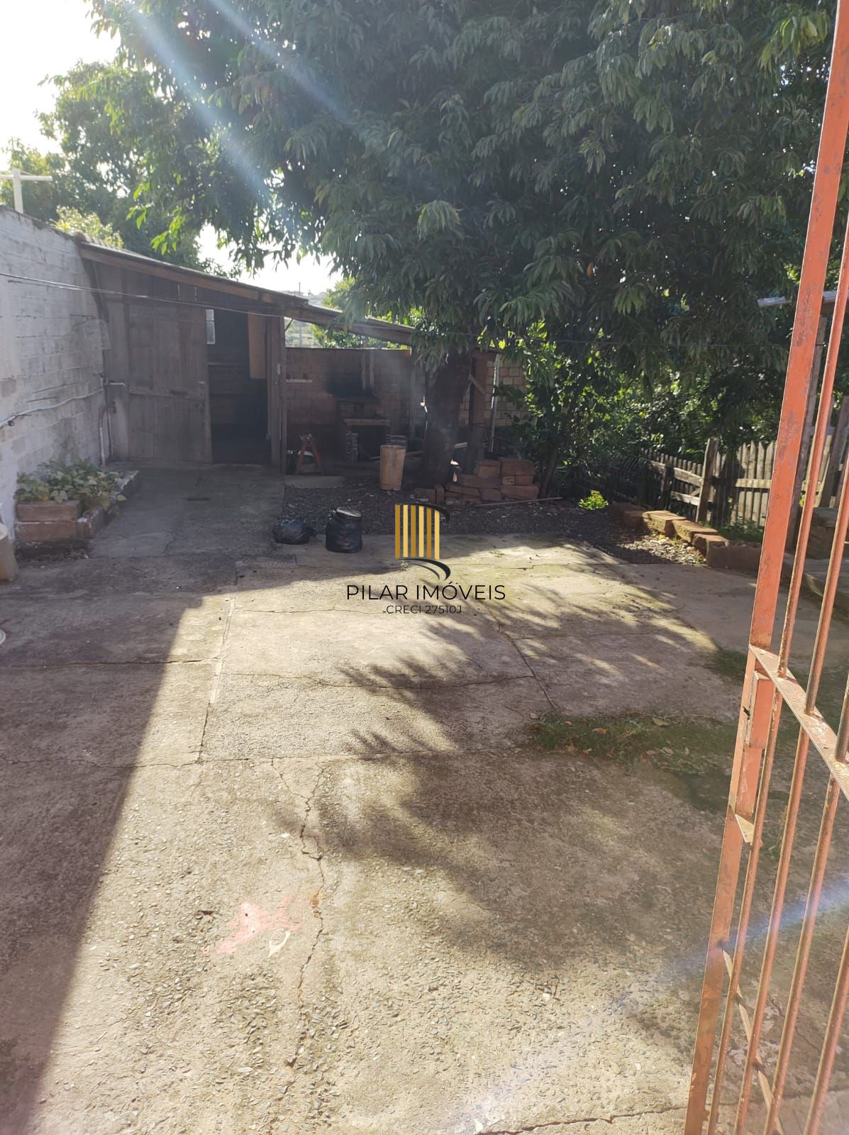 Casa com 03 quartos e 02 vagas (Mista) no Bairro Jardim Leopoldina, Porto Alegre