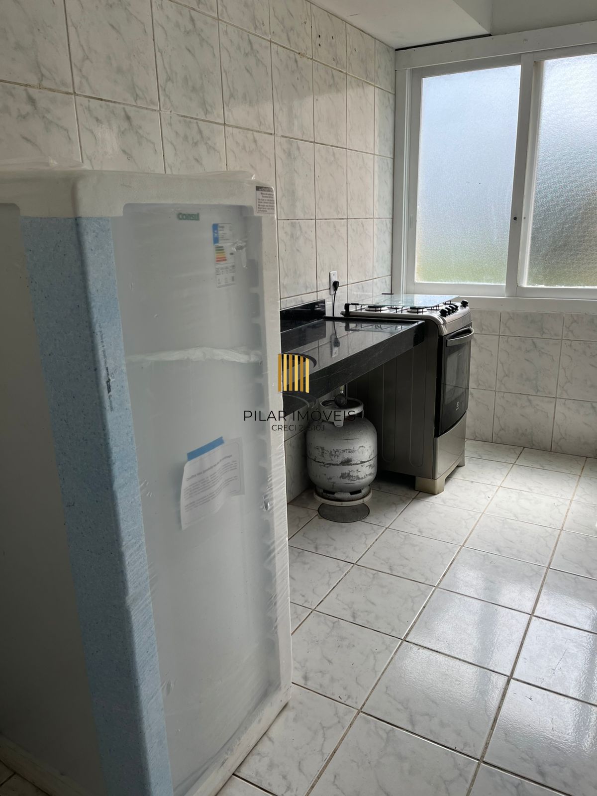 Apartamento com 01 Quarto e 01 Vaga escriturada no Bairro Jardim do Salso