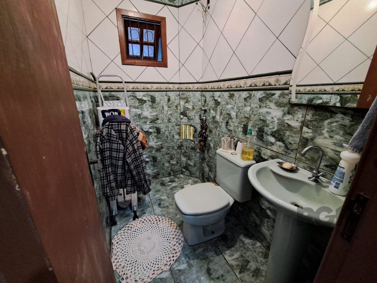 Casa para Venda - 100m², 2 dormitórios, sendo 02 suítes, 02 vaga - Hípica