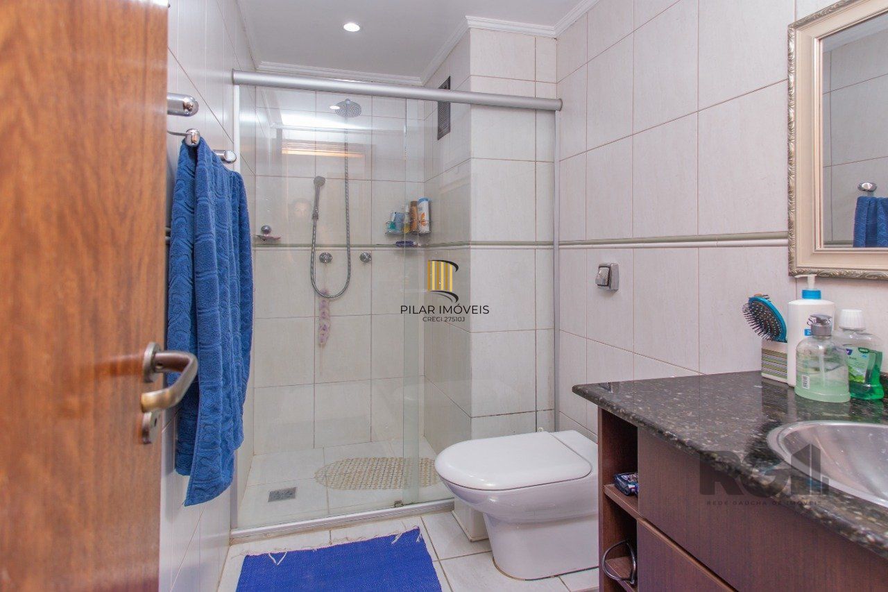 Apartamento 3 dormitórios no bairro Menino Deus