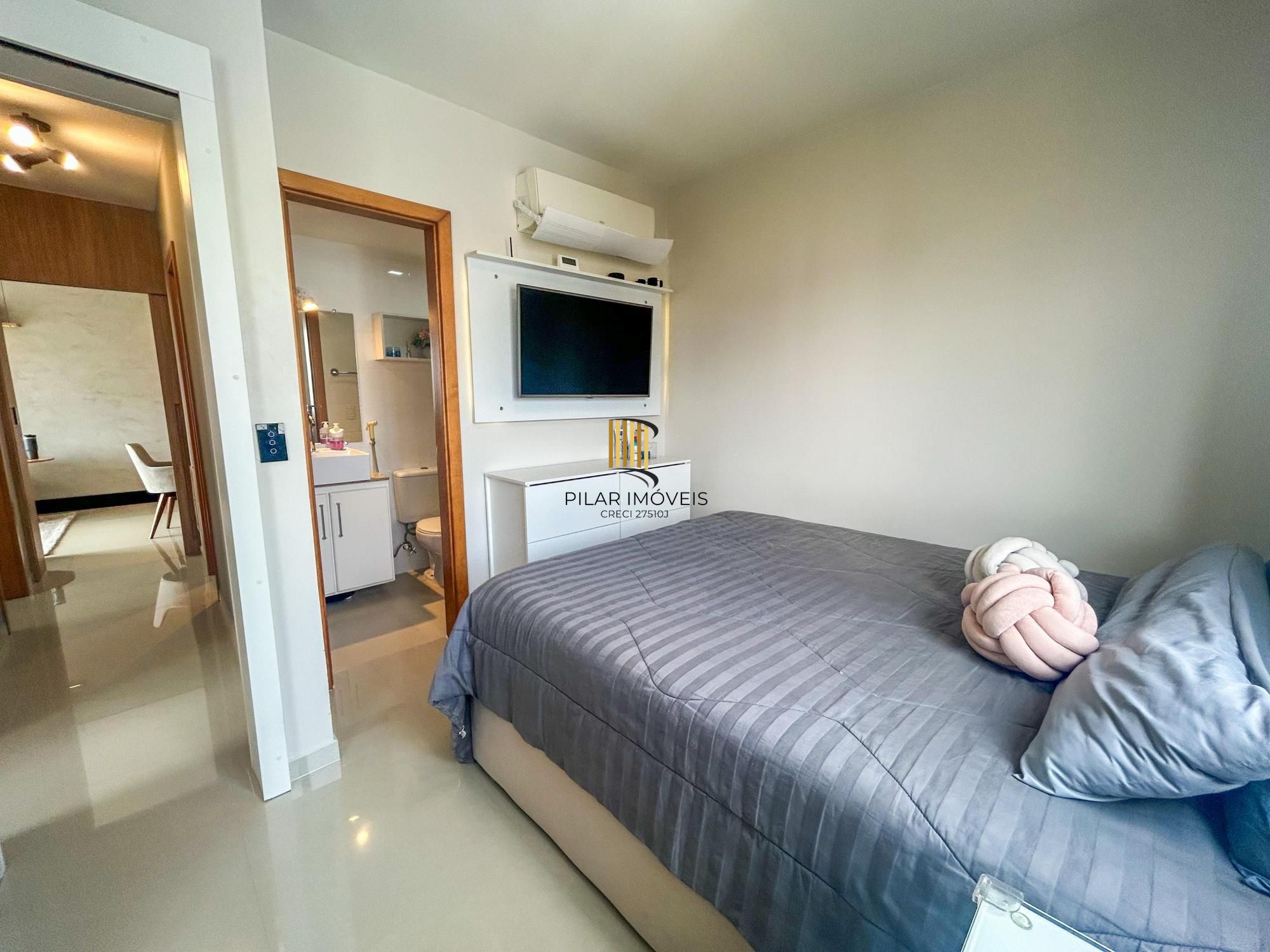 Excelente Apartamento 3 dormitórios, 2 vagas, condomínio Plaza Cristal
