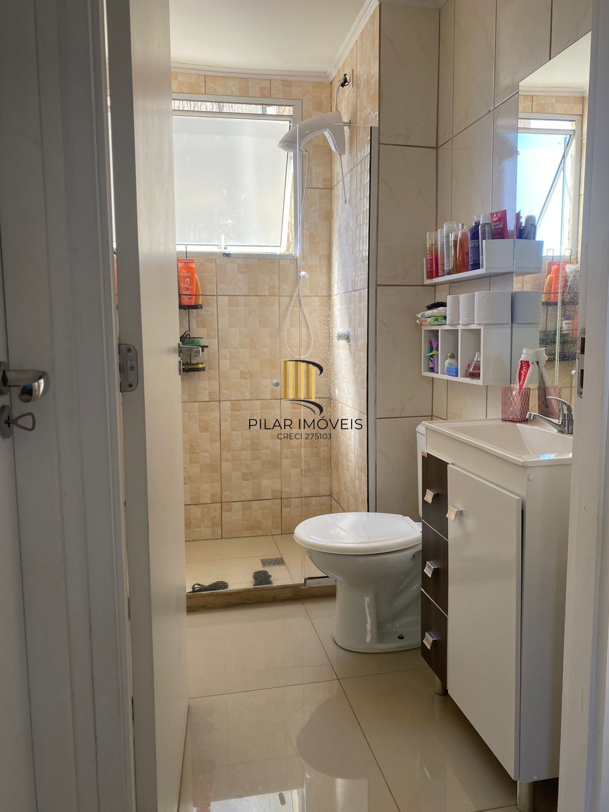 Apartamento com 02 quartos e 01 vaga no Bairro Sarandi