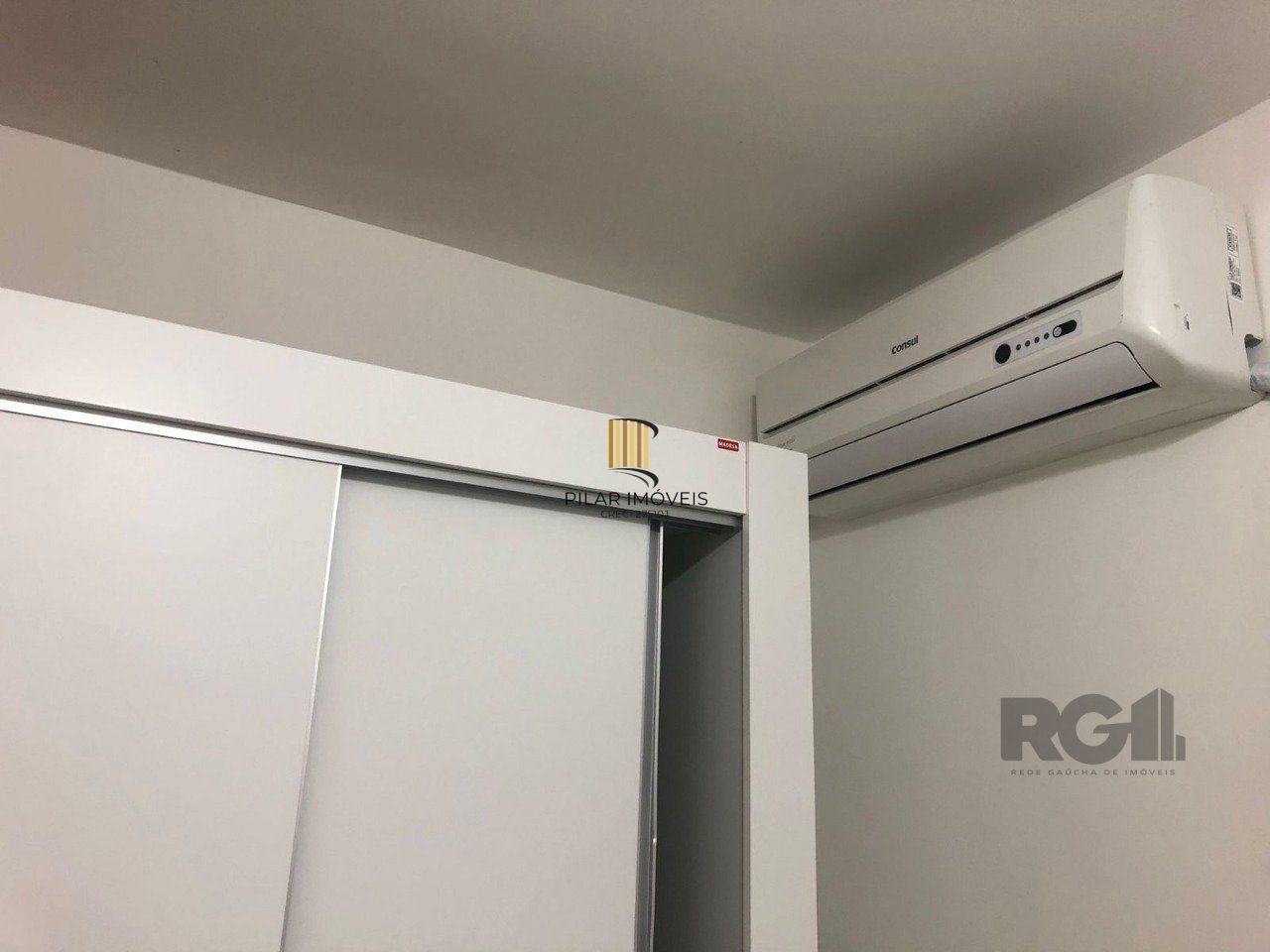 Apartamento  à Venda em Porto Alegre, Rio Grande do Sul