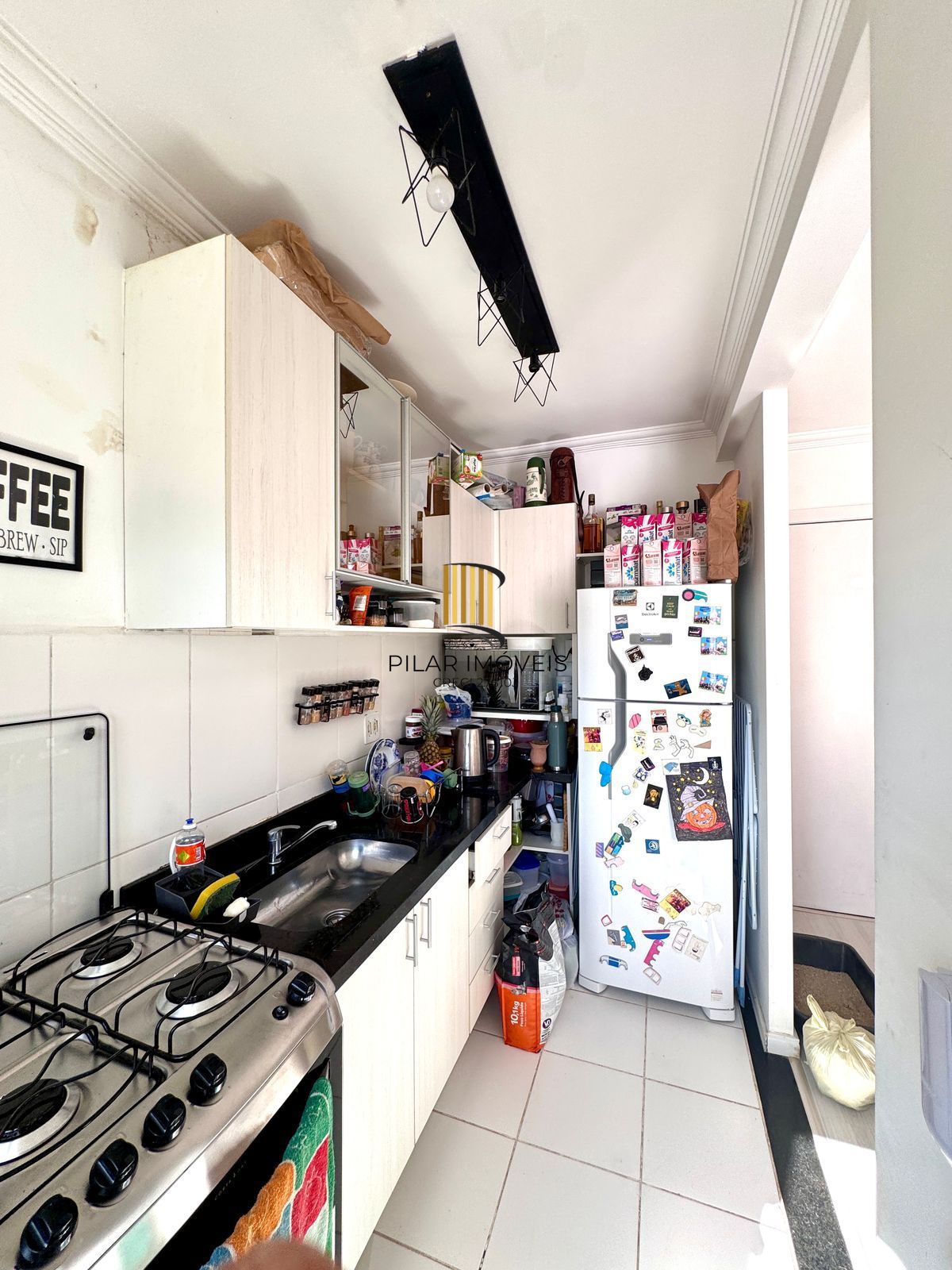 Apartamento de 02 dormitórios No Bairro Teresópolis de Porto Alegre