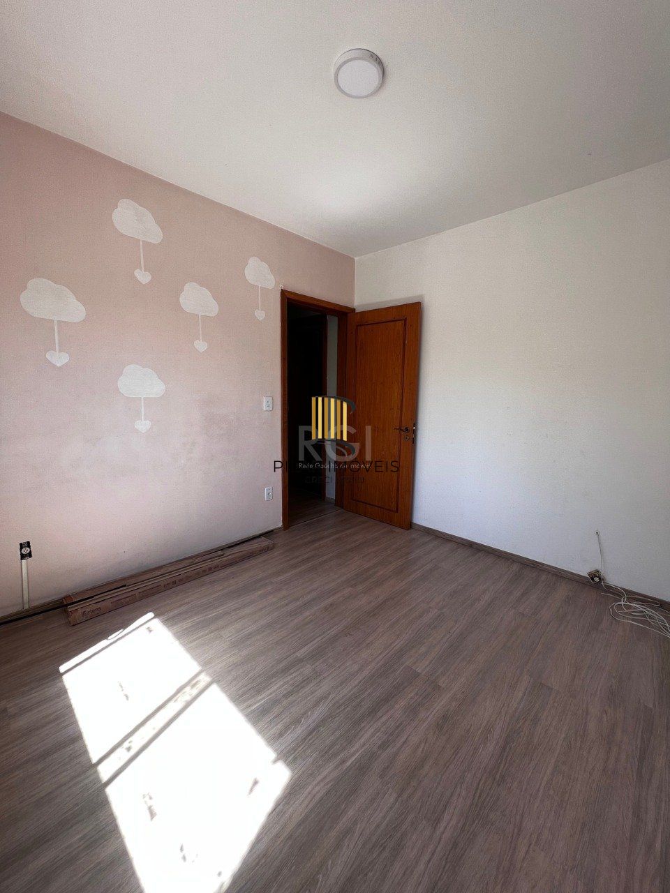 Apartamento de 2 dormitórios, com 53 m² de área privativa