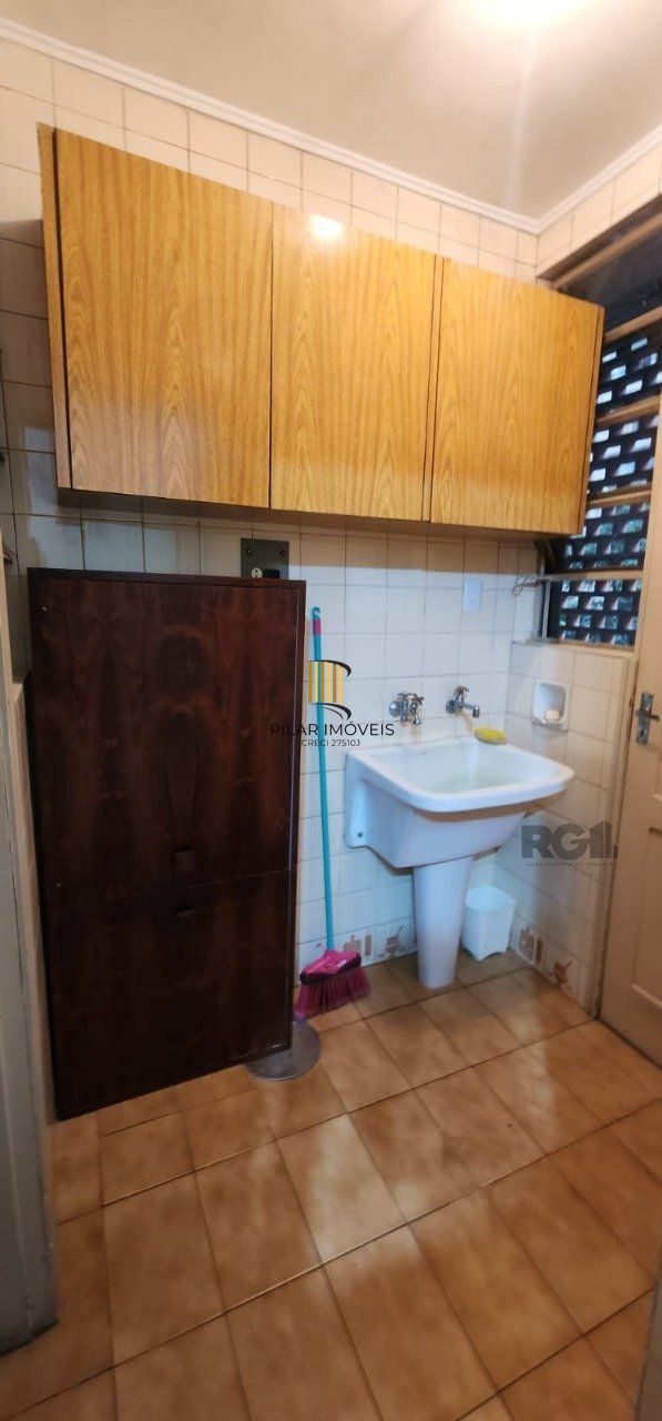 MEGA APARTAMENTO DE 169M² ,  COM SACADA, 3 DORMITÓRIOS, NO CENTRO DE PORTO ALEGRE -RS