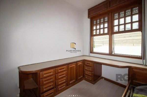 Apartamento 3 dormitórios, Bairro Floresta - SHOPPING TOTAL
