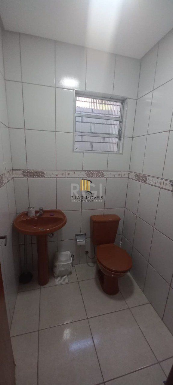 BAIXOU!!! APROVEITE!! LINDA CASA , 3 DORMITÓRIOS, 2 VAGAS -  BAIRRO CASCATA- POA/RS