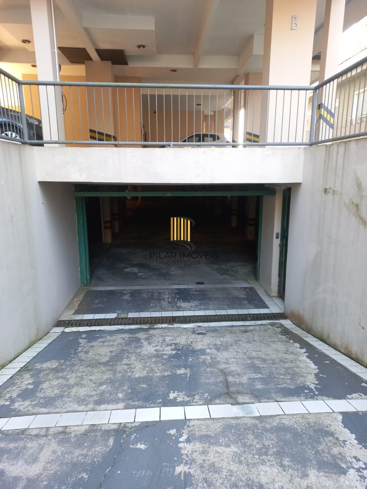 Apartamento reformado no coração da Tristeza