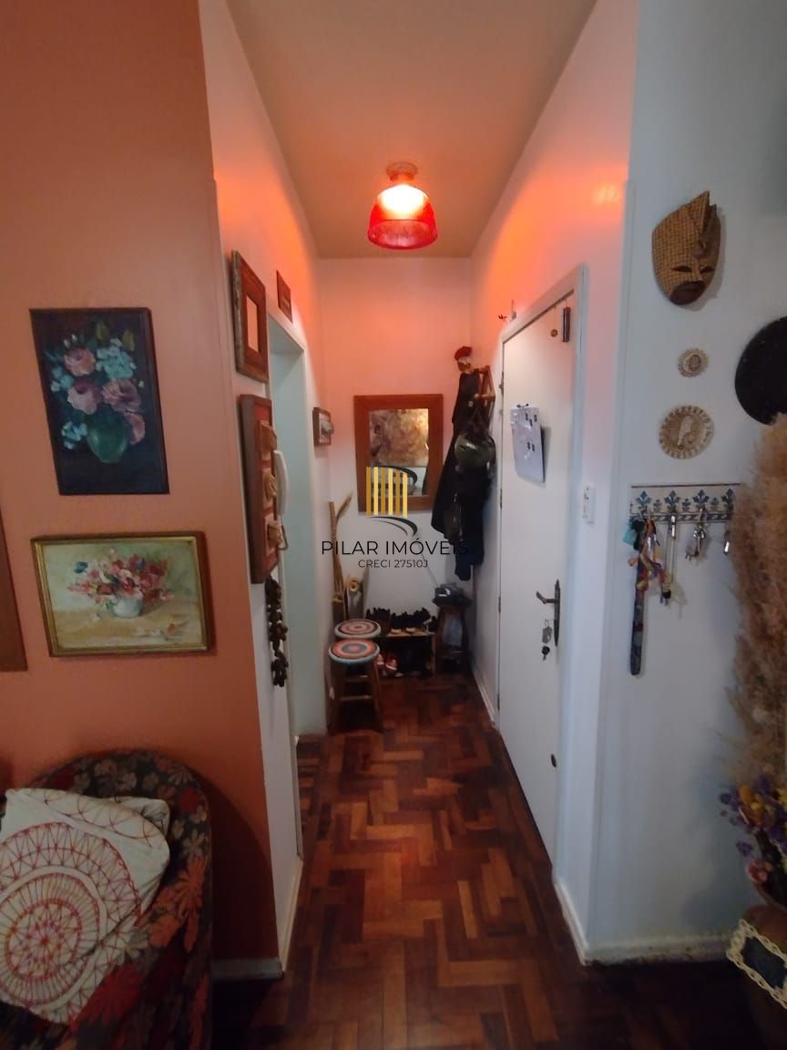 Apartamento 02 dormitórios, com pátio no Bairro São Geraldo