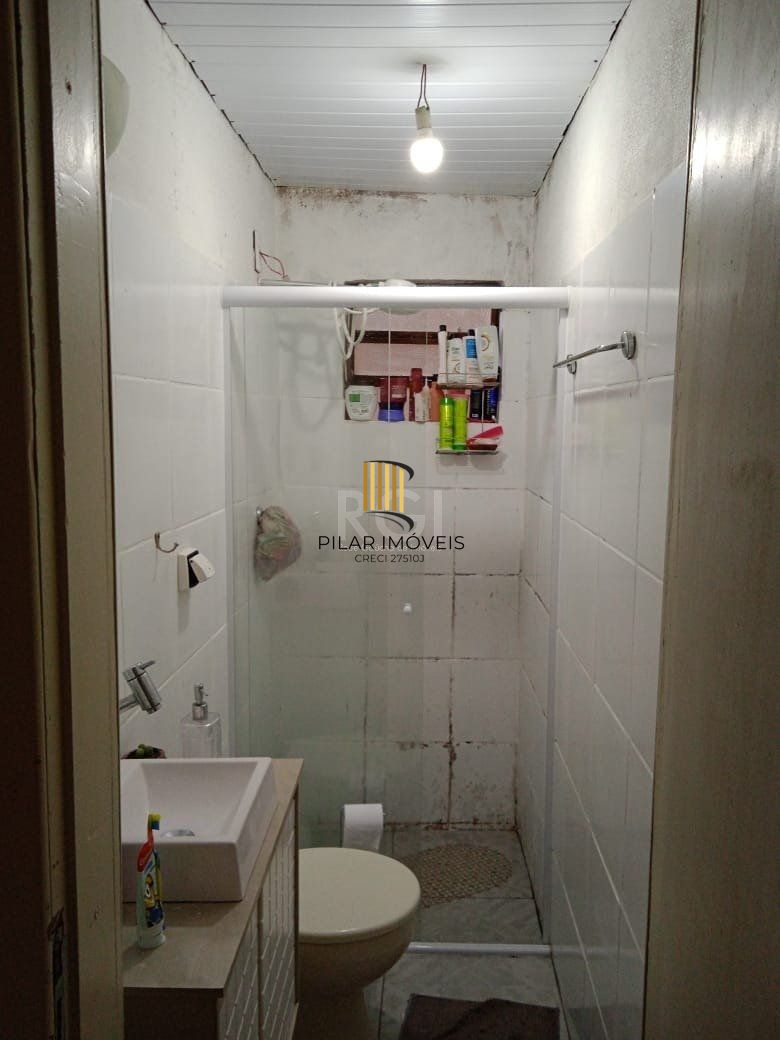 Casa para Venda - 140m², 5 dormitórios, 2 vagas - Cavalhada, Porto Alegre