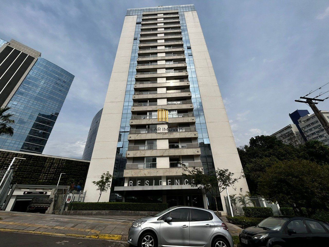 APARTAMENTO, 1 DORMITÓRIO, SACADA COM CHURRASQUEIRA, VAGA DE GARAGEM, BAIRRO PETRÓPOLIS, PORTO ALEGRE/RS