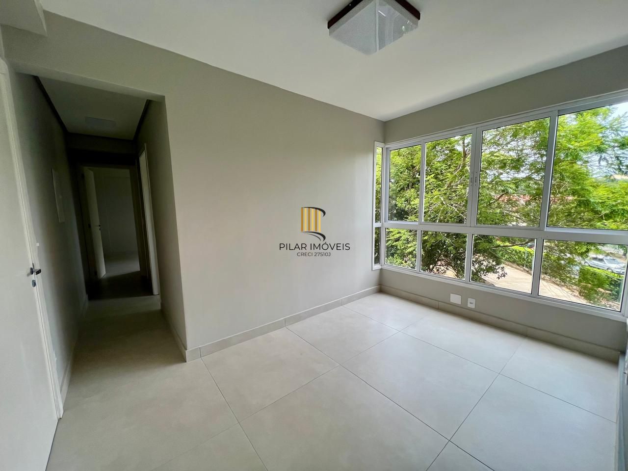 Apartamento 2 dormitórios no bairro Cavalhada